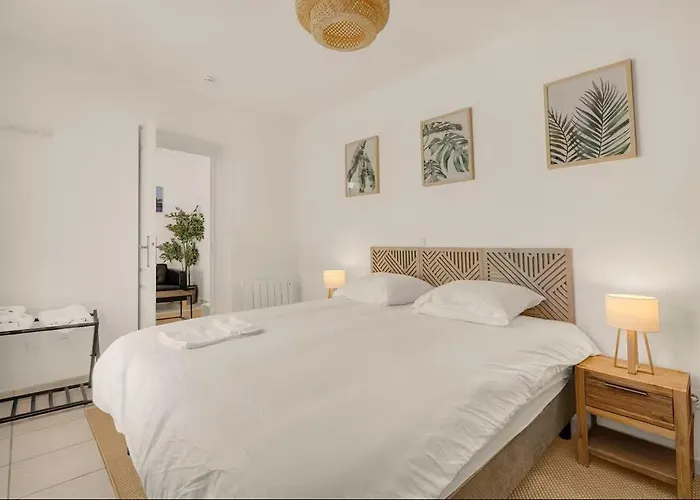 Havre De Paix Avec Terrasse Privé à *